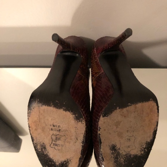 Stuart Weitzman heels - Picture 3 of 4